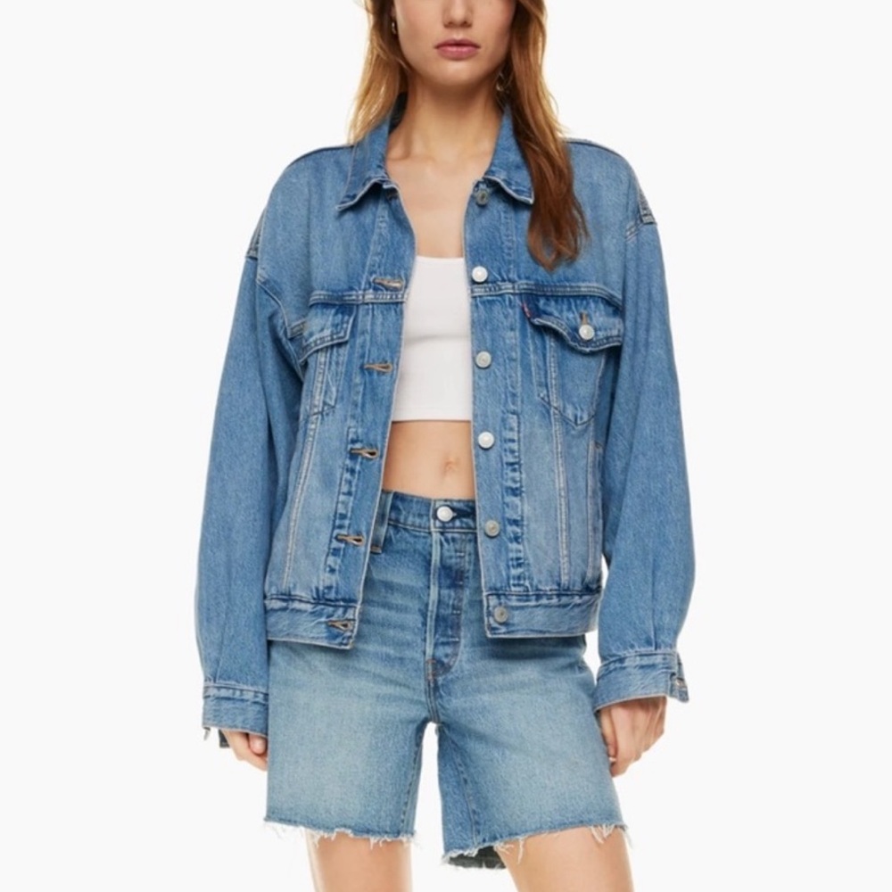 Signature Levi's Strauss Women's Denim Jacket - Picture 4 of 5